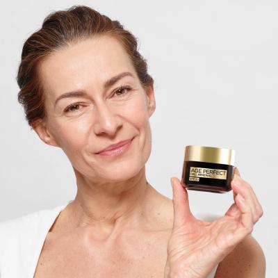 L&#039;Oréal Paris Age Perfect Cell Renew Day Cream SPF30 Tagescreme für Frauen 50 ml