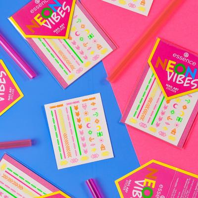 Essence Nail Stickers Neon Vibes Nagelschmuck für Frauen Set